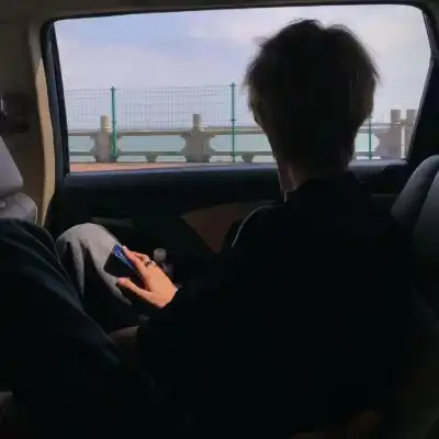 秦明凝